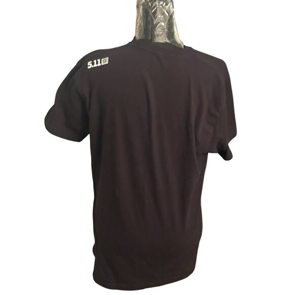 Chalk Up 5.11 Tactical‎ T Shirt Women’s Size Large Black Short Sleeve - Picture 4 of 7
